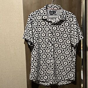 Denim & Flower Black and White Geometric Men's Shirt